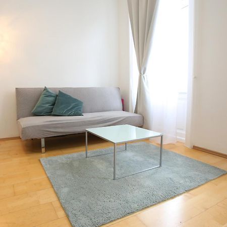 Downtown Bliss Modern Retreat With Free Parking And Fast Internet 600 Mbits Apartment Vienna Luaran gambar
